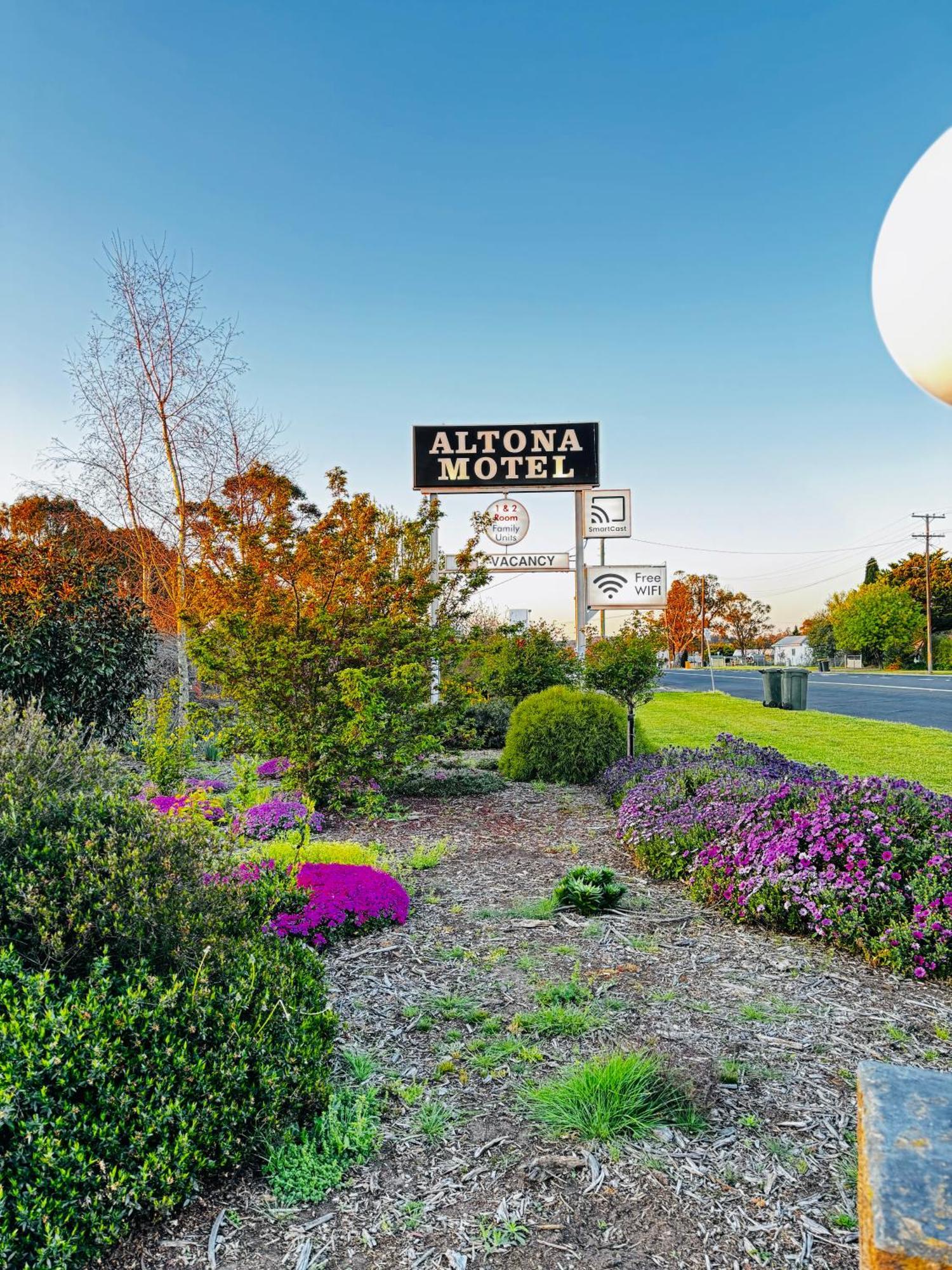 Altona Motel Uralla Exteriör bild